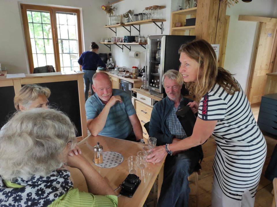 Navštívili nás rodáci z Karlovic a jejich potomci z Německa